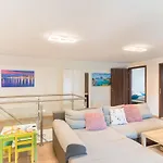 Апартаменты Eternity Apartmanhaz *