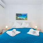 Eternity Apartmanhaz *