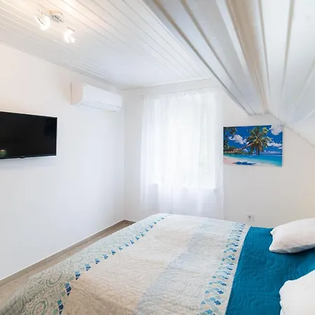 Eternity Apartmanhaz