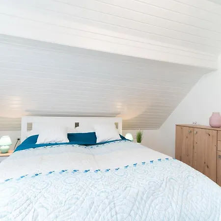 Apartman Eternity Apartmanhaz *