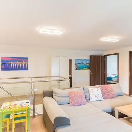 Apartman Eternity Apartmanhaz *