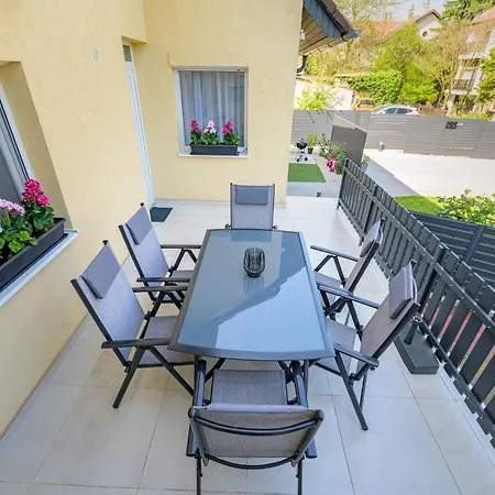 Apartman Eternity Apartmanhaz Keszthely