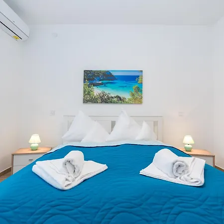 Eternity Apartmanhaz *