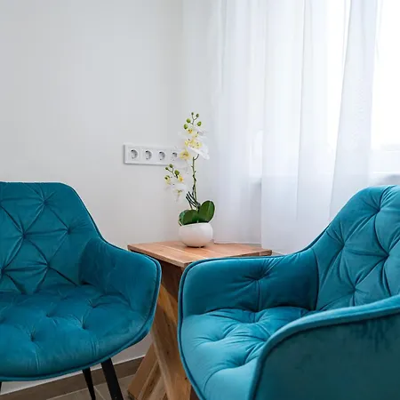 Eternity Apartmanhaz Apartman