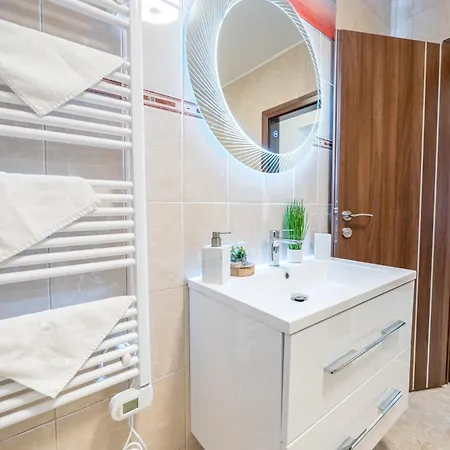 Eternity Apartmanhaz Apartman Keszthely