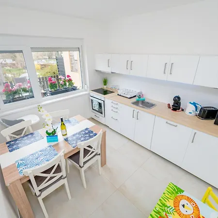 Apartman Eternity Apartmanhaz Keszthely