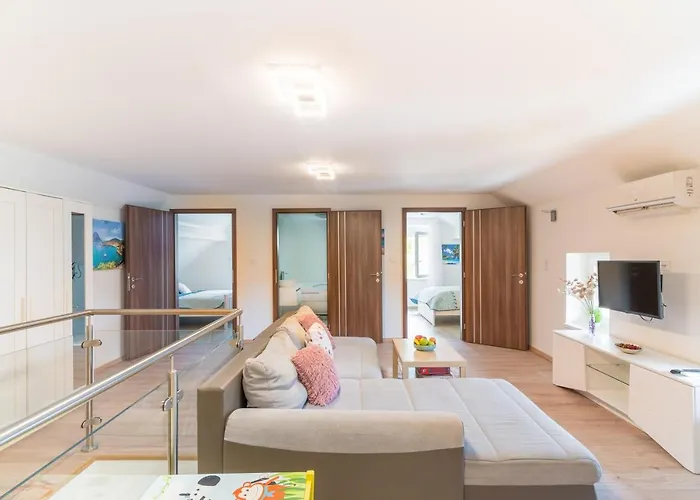 Eternity Apartmanhaz Apartment