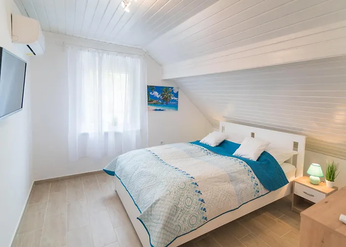 Eternity Apartmanhaz Lägenhet Keszthely