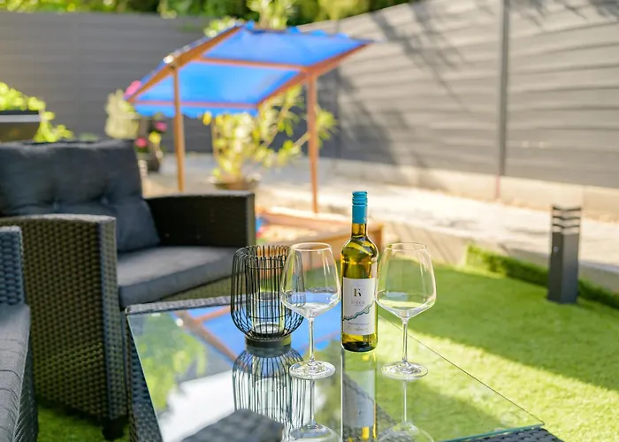 Eternity Apartmanhaz Lägenhet *