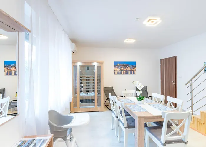 Eternity Apartmanhaz Apartment *